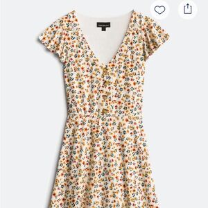 Charming Floral V-Neck Mini Dress